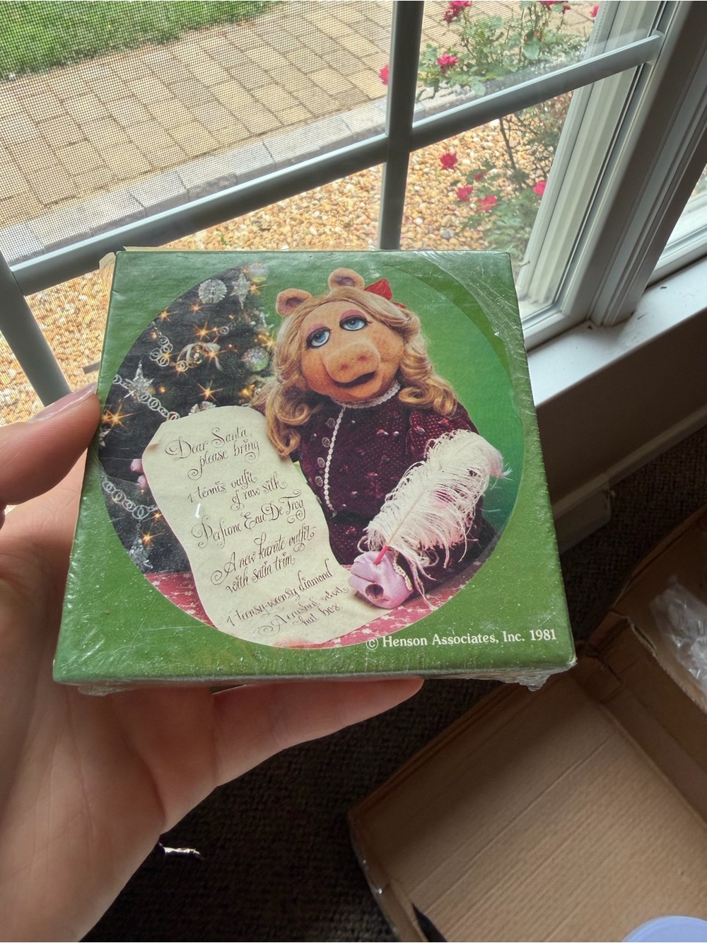 Miss Piggy Vintage Holiday Jigsaw Puzzle